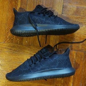 ADIDAS TUBULAR SHADOW